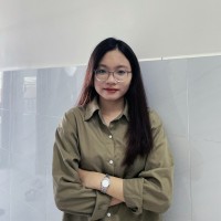 DB Schenker Employee Vy Thuy's profile photo