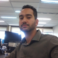 Thiago Robert Santana Lima Email