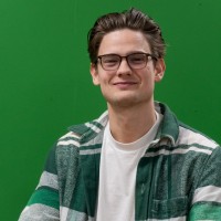 Max Oosterwaal Email & Phone Number