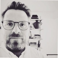 Stephen Jones Email & Phone Number