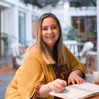 SchoolDocs Employee Laura Burrows's profile photo