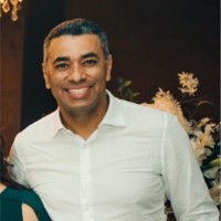Henrique Albuquerque Email