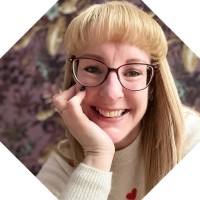 Vicky Hunter Email & Phone Number