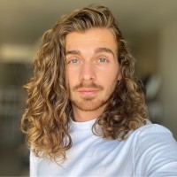 T'nB Employee Nil Goua's profile photo