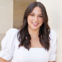 RH Employee Victoria Matos's profile photo