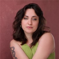 Isa Harris Email & Phone Number