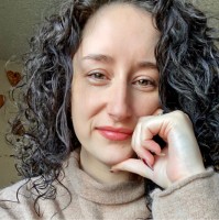 Hannah Karasiuk Email & Phone Number