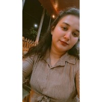 Nureen Zari Email