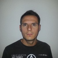 Luis Solé Honrubia Email