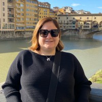 Lina Altirs Email & Phone Number