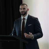 Angus Calvert Email