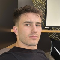 Valentin Roca Email