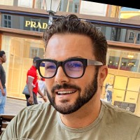 Email e telefono di Paul Reynolds