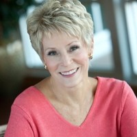 RE/MAX Professionals Employee Mary Hinrichsen's profile photo