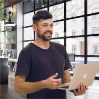 HouseMe Transportable Homes Employee Vitalii Ishchenko's profile photo