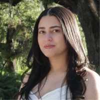 Genesis Paredes Email