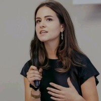 Julia Feil Email