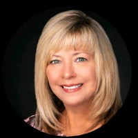Park Realty Employee Joelle Cash's profile photo