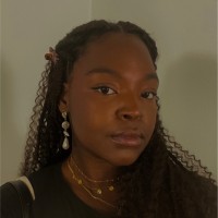Alphalyr Employee Naomi Besse's profile photo