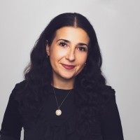 Zoë Arniotis Email & Phone Number