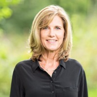 Lisa Ufer Email & Phone Number