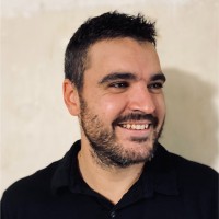 Mathieu Perrin Email