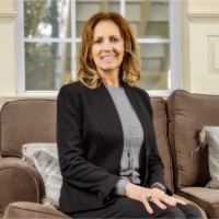 Re/Max Town & Country Real Estate Employee Fran Day's profile photo