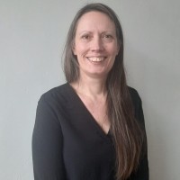 Ingeborg Bron Email