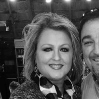 Official Sun Tan City Employee Bobbi Peach's profile photo