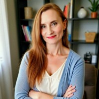 Chrystal Bracken Email & Phone Number