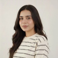Hina Bangash Email