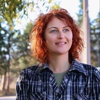 Dragica Zdraveska Email