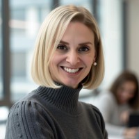 Lindsay Girardin Email & Phone Number