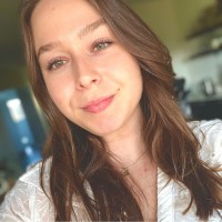 Daniëla van der Made Email