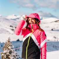 Sunshine Village Ski & Snowboard Resort Employee Kendra Scurfield's profile photo