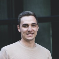 Lukas Bauer Email