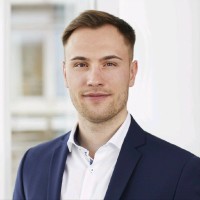 Julian Tönges Email