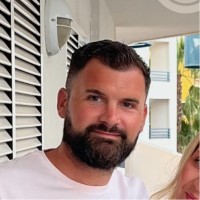 Dean Toms Email
