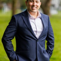 Vantage Realty Employee Johnathan Vigil's profile photo