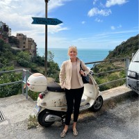 Henry Gurtzweiler Inc Employee Renee H.'s profile photo