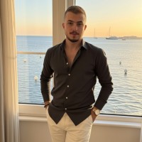 Join it Employee Enes Gunes's profile photo