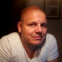 Thomas Lindroos Email