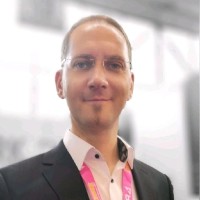 Lars Raue Email