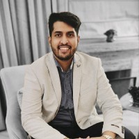 Estee Employee Akshay Santhanam's profile photo