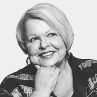 Leslee Bell Email & Phone Number