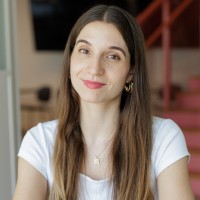 Elementor Employee Carina Popa's profile photo