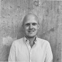 Gustav Lindgren Email