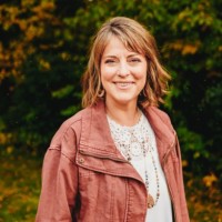 Julia Bjerke Email & Phone Number