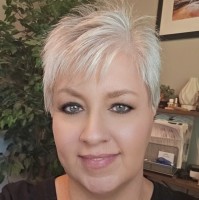 Paramount Management & Realty Employee Keri Baker's profile photo