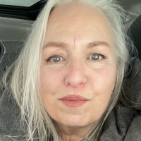 Danielle Comeau Email & Phone Number